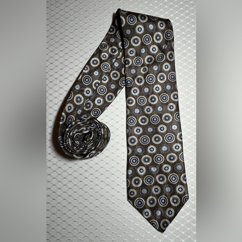 John W. Nordstrom 100% imported silk tie |made in USA | brown tan blue silver - Picture 2 of 5